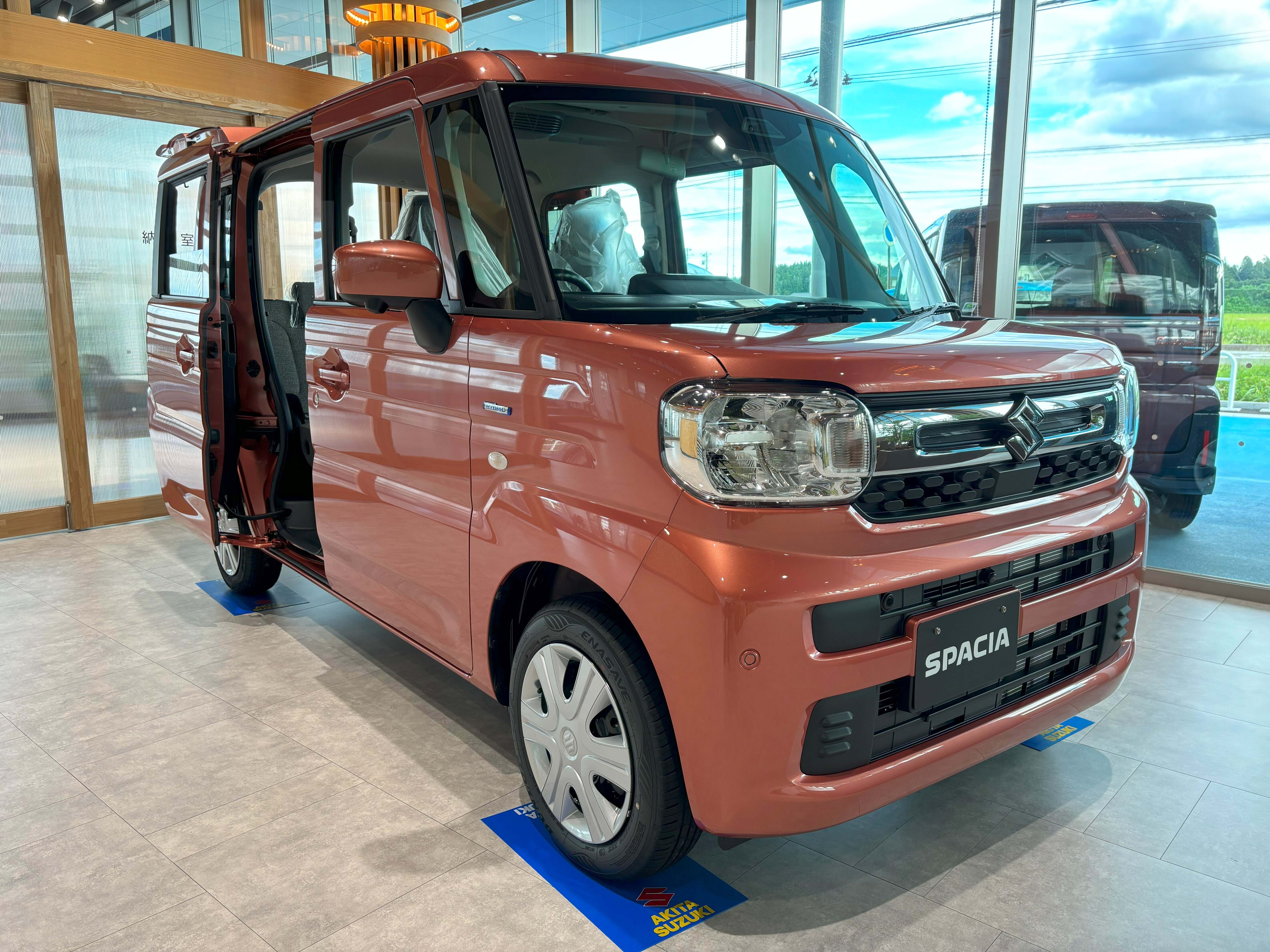 新型スペーシア！ ショールームにて展示中！｜新車情報｜お店