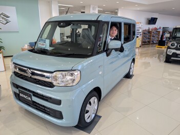 新しい展示車が入りました。