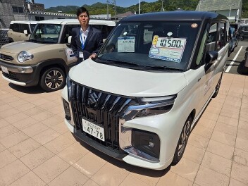 ソリオバンディットちょっとだけお店に来てます！