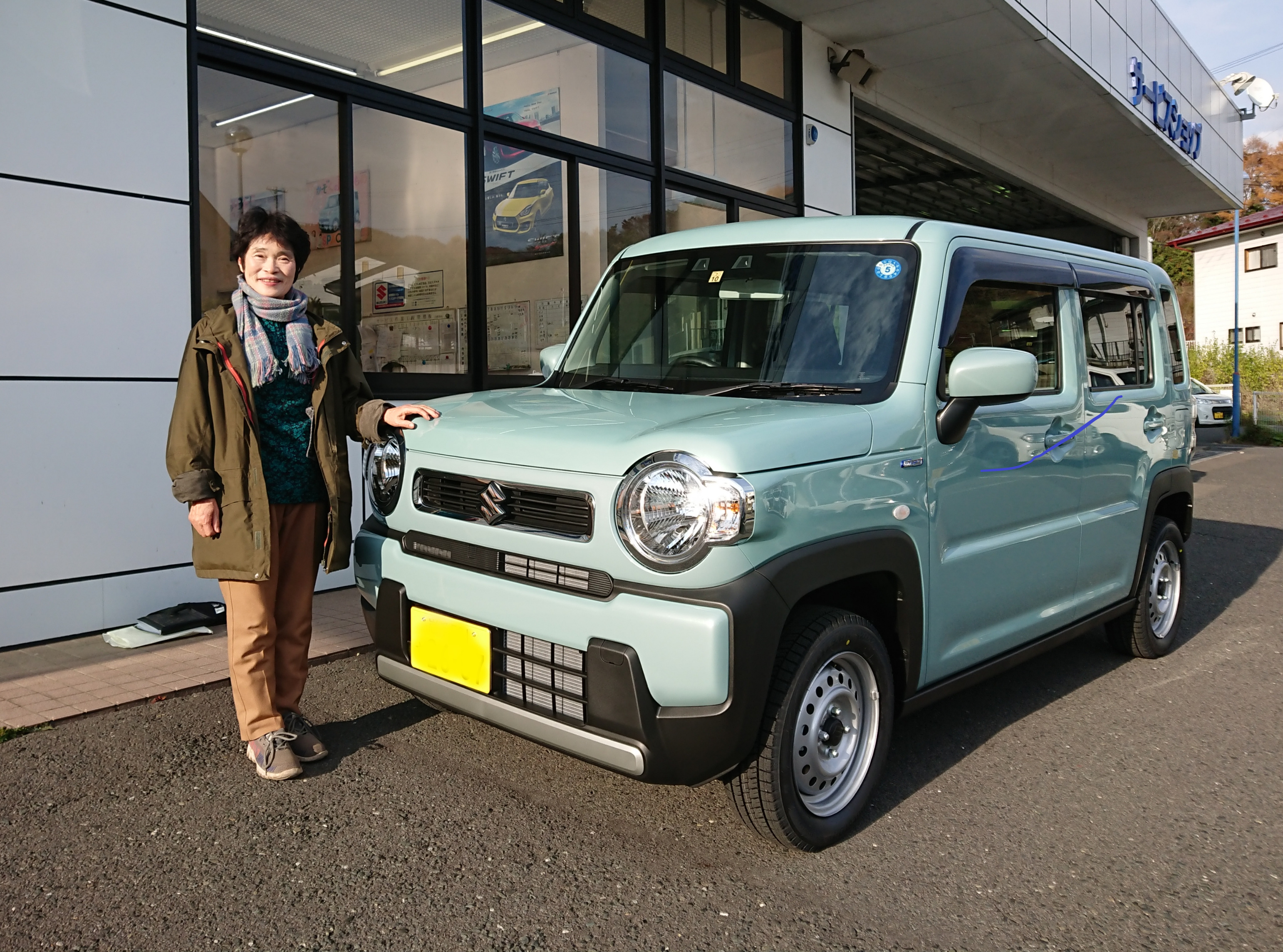 オフブルーメタリックのハスラーを納車させていただきました|納車