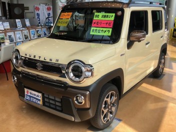 ★特選中古車　入荷情報①★