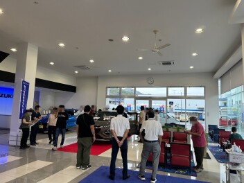 待ちに待ったフロンクス展示会