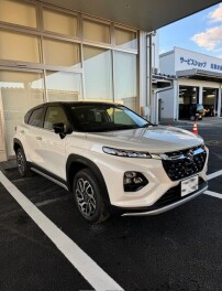 フロンクス試乗車ございます！！！
