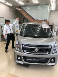 ワゴンRスティングレー早く納車できます！