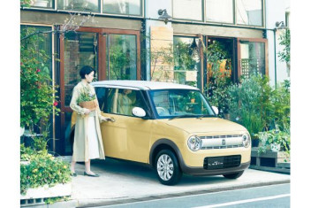 展示車ラパン入荷いたしました！