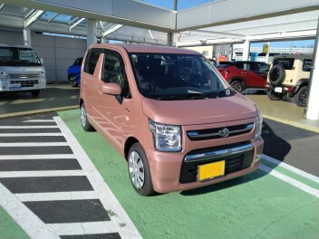 ワゴンＲ　ＨＹＢＲＩＤ　ＦＸ－S　お納車おめでとうございます！