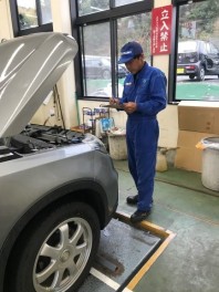 サービススタッフ紹介：三好副工場長