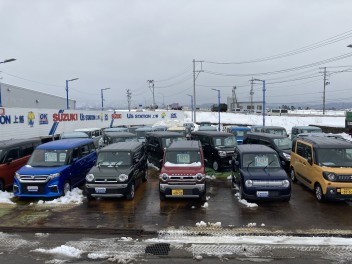 中古車展示場の除雪が完了しました！！