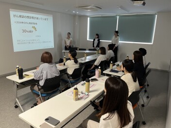 【健康経営】乳がん啓発運動指導士によるセミナーを開催しました