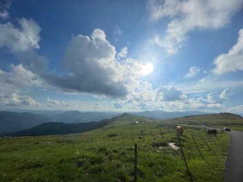 スタッフの旅ログ　－四国カルスト－