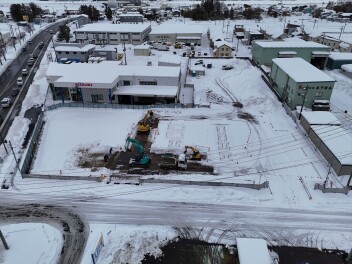 店舗建て替え工事の様子～雪景色編～