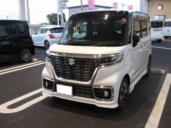 スペーシア　カスタム　ＨＹＢＲＩＤ　ＸＳ　納車させて頂きました★