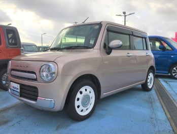 凄いカワイイオススメ中古車のご紹介です！