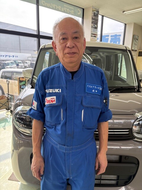飛田　健一