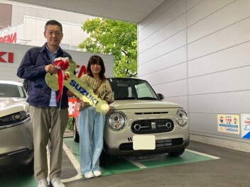【このおクルマを選んだ決め手は！！】オシャレ！！