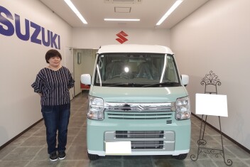 ボディ色がお気に入り★ミニチュアボックス