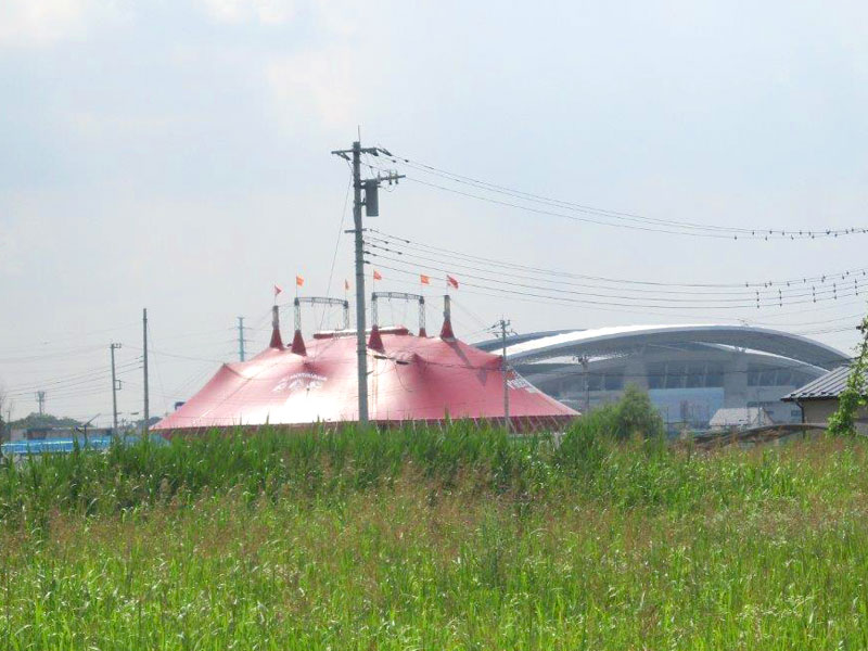 工事現場のすぐそば