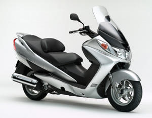 スズキ株式会社－広報