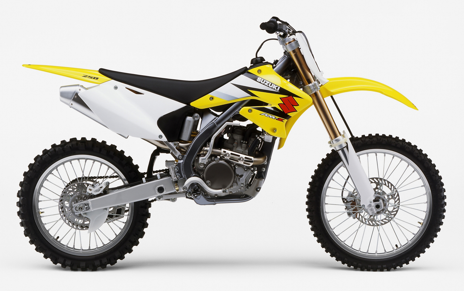 MXAレーステスト：2024年スズキRM-Z250の実際のテスト