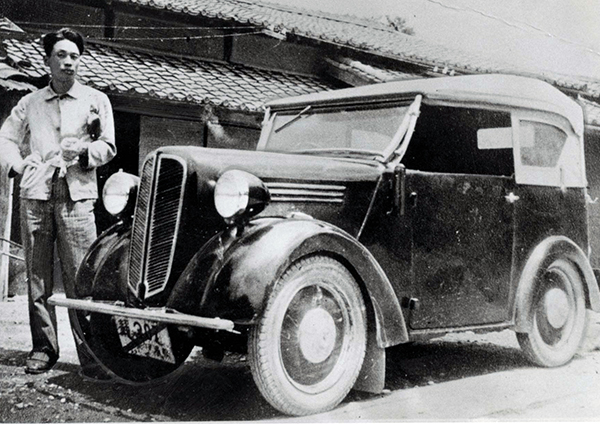 小型四輪セダンの試作車（1939年）